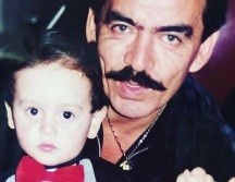 Recientemente el cantante compartió en su cuenta de instagram una publicación con palabras para su difunto padre, Joan Sabestian. INSTAGRAM/ @julian_f.f