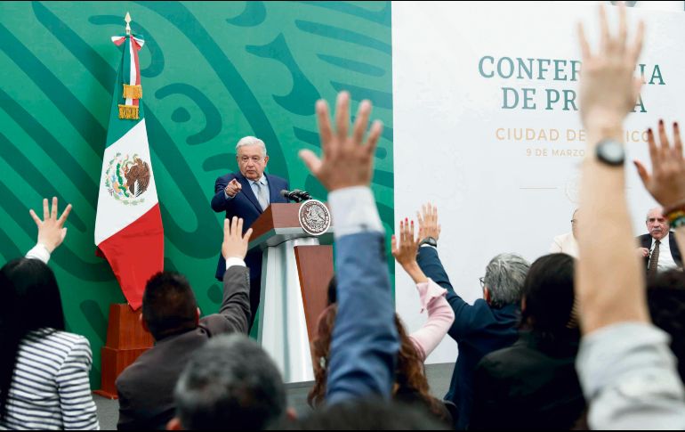 Cada mañana el Presidente ofrece una conferencia para informar lo relevante del día; sin embargo, algunas de sus declaraciones son cuestionables. EL INFORMADOR/ Archivo