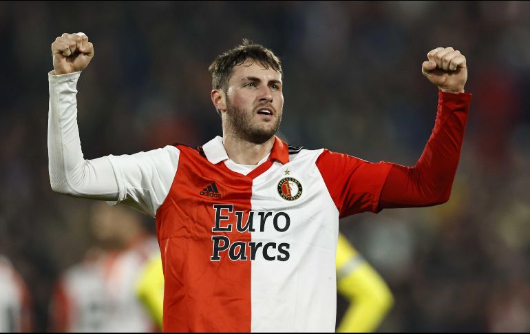 Santiago Giménez se ha convertido en todo un referente del Feyenoord. EFE/Archivo