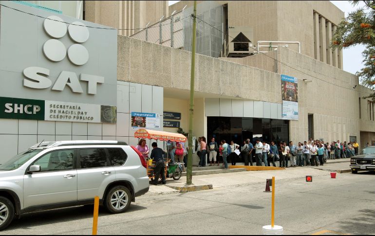 De acuerdo con el SAT, los contribuyentes que se verán beneficiados con el depósito automático serán aquellos cuyo saldo a favor no supere los 10 mil pesos. EL INFORMADOR/ARCHIVO