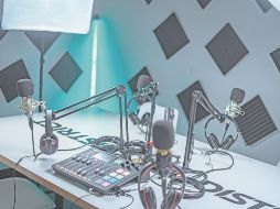 La aplicación Deezer señaló que cuatro de cada 10 mexicanos escuchan podcasts. PEXELS