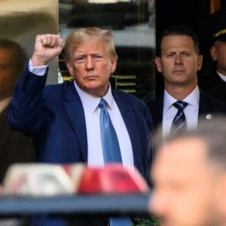 Trump comparece ante la justicia en Nueva York, ahora por fraude financiero