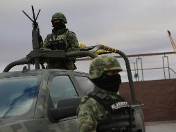 Al menos cuatro camionetas artilladas de la Sedena. SUN/ARCHIVO