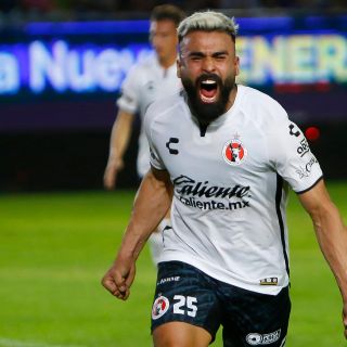 Tijuana vence a Mazatlán y sigue con vida