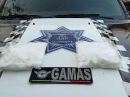 Cerca de dos kilos de presunto cristal fueron encautados. CORTESÍA/ Policía de Guadalajara