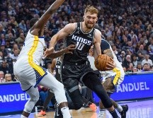 Domantas Sabonis fue uno de los jugadores más destacados en este triunfo de los Kings. AP/R. Benton