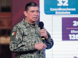 Tras las declaraciones del Presidente, de que en México no se produce ni consume fentanilo, el general Sandoval (foto) mostró datos oficiales de la Sedena. EL UNIVERSAL
