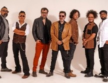 Sobre el proceso de creación del video de “Noche Perfecta”, la banda compartió: “Desde la primera junta que tuvimos nos llamó la atención hacer algo divertido por eso se decidió que fuera en un green screen y animar casi todos los elementos. CORTESÍA