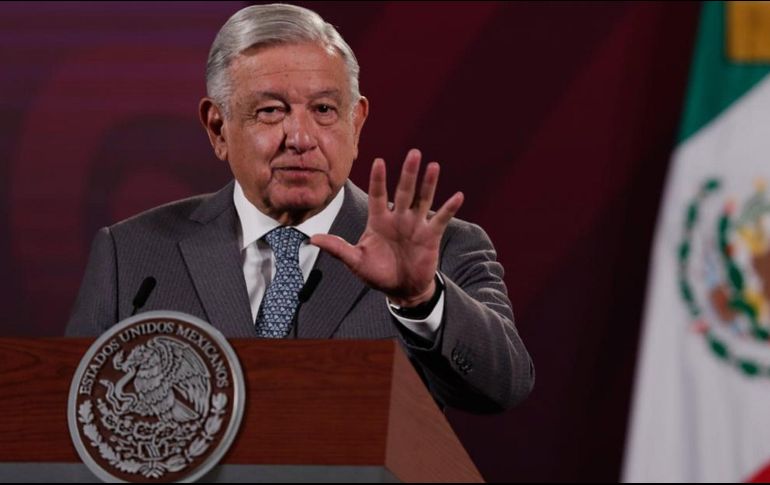 López Obrador señaló que no dijo nada del proceso de compra-venta del avión presidencial hasta que se contara con todo el dinero. SUN/ARCHIVO