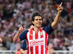 José Juan Macías reveló que Peso Pluma entrenó con él en Chivas. IMAGO 7