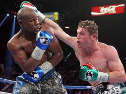 Una noche de 2013, el Canelo Álvarez sufrió su primera derrota profesional y desde entonces, se convirtió en uno de los mejores boxeadores de la historia. AFP / ARCHIVO