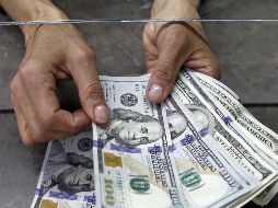 Alza en migración y ahorros detonan récord en remesas