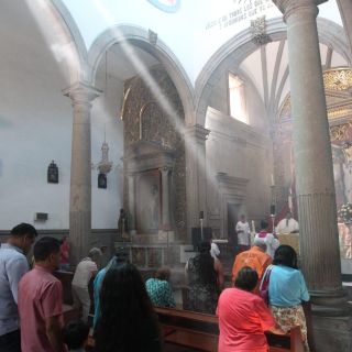 A 31 años, ofician misa en memoria de las víctimas de las explosiones de 1992