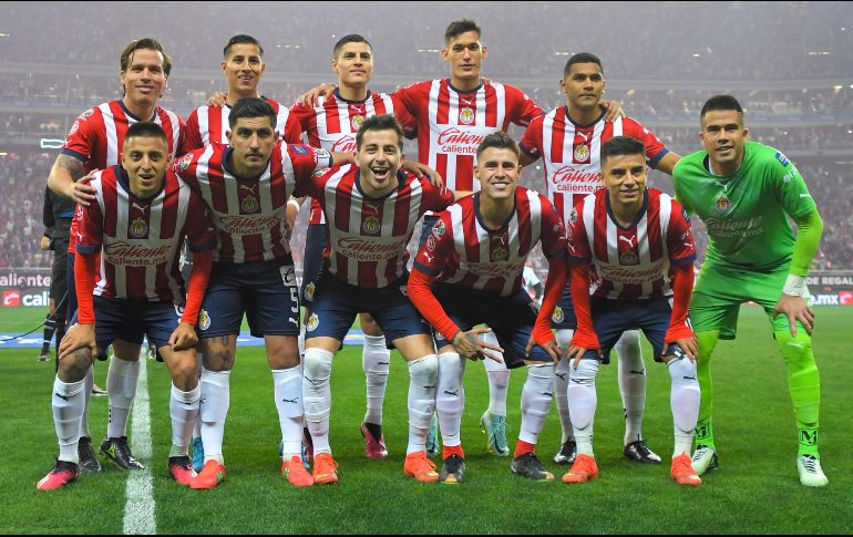 Si bien la prueba de hoy es difícil para Chivas, un par de resultados los pondrían en Cuartos de Final. IMAGO7