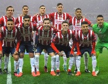 Si bien la prueba de hoy es difícil para Chivas, un par de resultados los pondrían en Cuartos de Final. IMAGO7