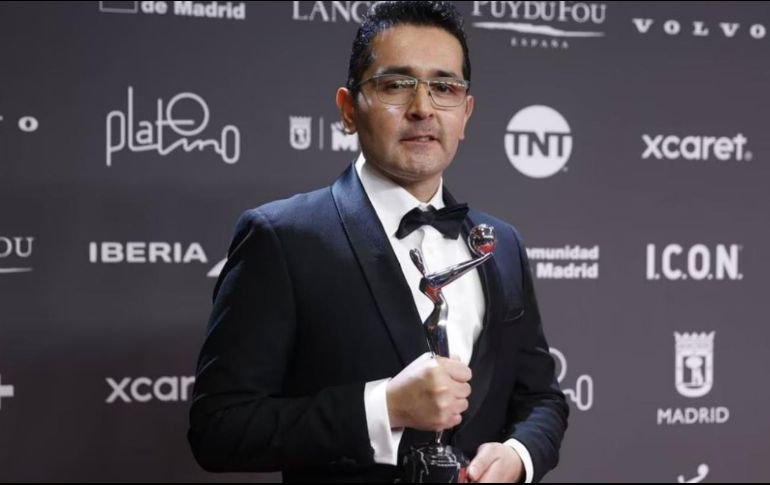 Mike R. Ortiz recibió el Premio Platino a la Mejor Película Animada y puso en alto el nombre de México. SUN