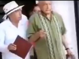 AMLO se encontraba de gira en Yucatán, pero decidió regresarse a la CDM debido a que confirmaron que tenía COVID. ESPECIAL