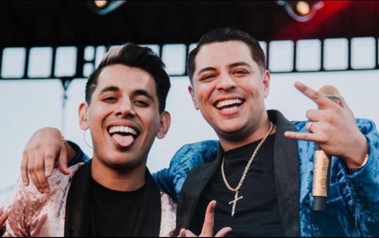 Al parecer estás declaraciones llegaron hasta los oídos de Eduin y Jhony Caz, pues durante uno de sus conciertos por Estados Unidos, aprovecharon para demostrar que el tatuaje en cuestión seguía intacto en el cuello del cantante. INSTAGRAM / jhonny_caz