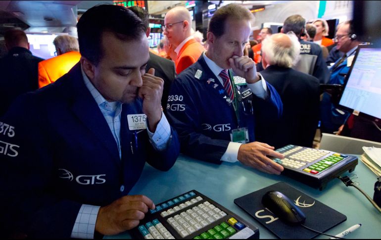 Los sectores con mayores ganancias eran el tecnológico y el inmobiliario, con una subida del 1.75 % y el 0.67 %, respectivamente. AP/ARCHIVO