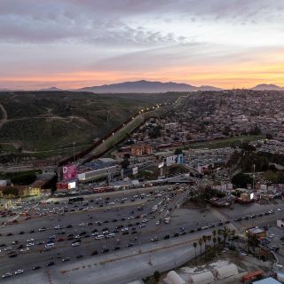 Proyecto de ley en EU busca seguir con la construcción del muro fronterizo