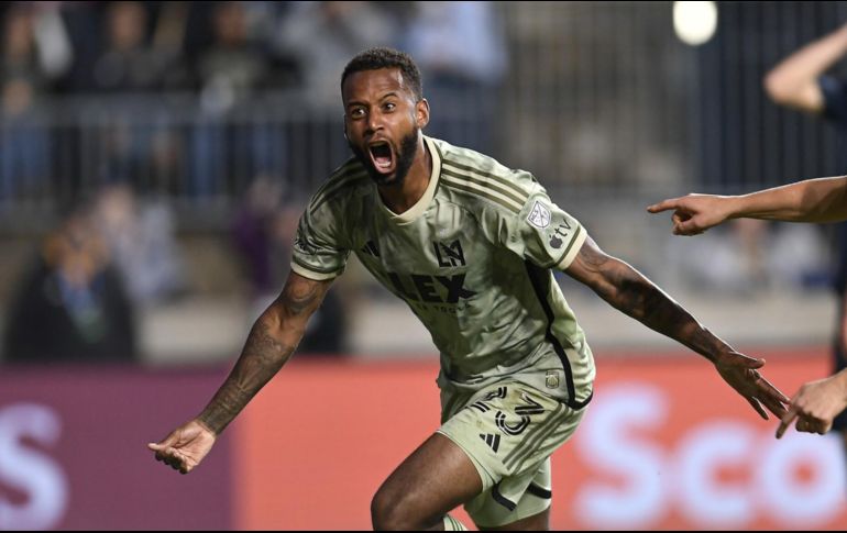 Kellyn Acosta igualó los cartones para el conjunto angelino. ESPECIAL/Concacaf