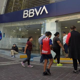 ¿Los bancos abrirán este lunes 1 de mayo?