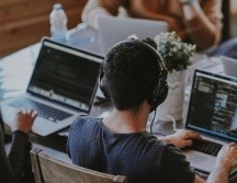 Las largas jornadas laborales afectan a los trabajadores en su salud, según el IMSS. ESPECIAL