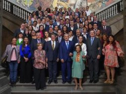 Se tiene previsto que la sesión de los legisladores se reanude esta noche, en una antigua casona de Xicoténcatl. ESPECIAL