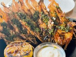 Una delicia del lugar son los camarones tomillo. CORTESÍA