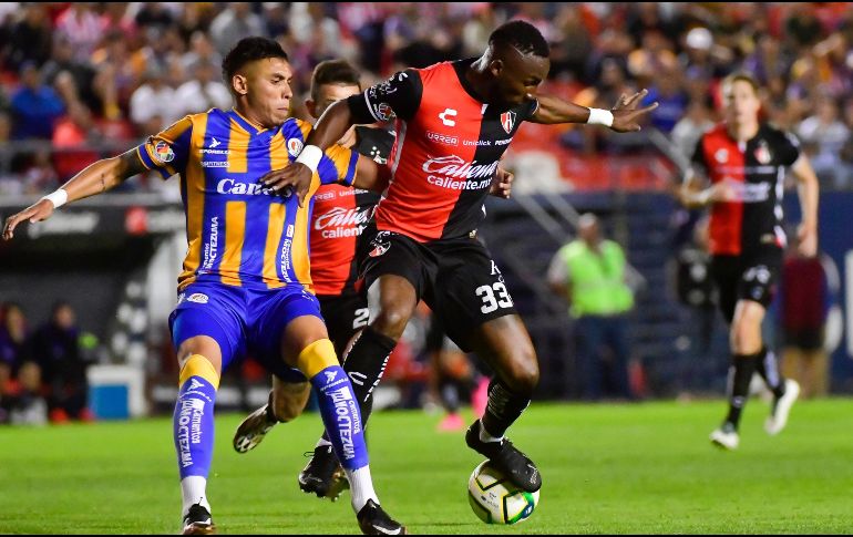 Julián Quiñones no pudo marcar la diferencia esta noche. IMAGO7/ Sebastian Laureano