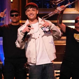 ¿Cuánto cobra Peso Pluma por sus conciertos?