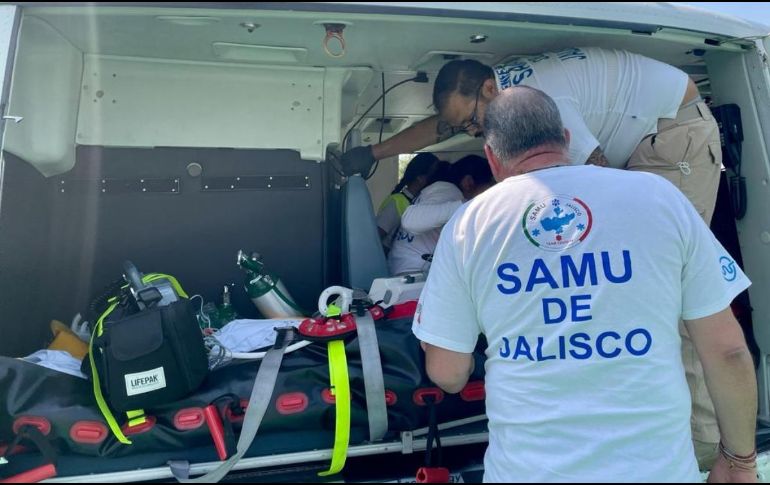 Debido al accidente de un camión que viajaba por la Carretera a Puerto Vallarta fallecieron 18 personas; los heridos graves son atendidos en Jalisco. ESPECIAL
