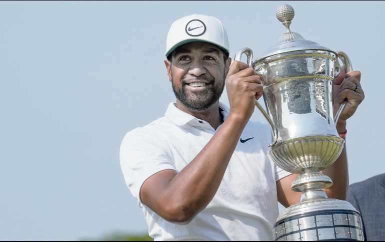 Finau sumó un score de 24 bajo par, tres golpes menos que Jon Rahm. AP