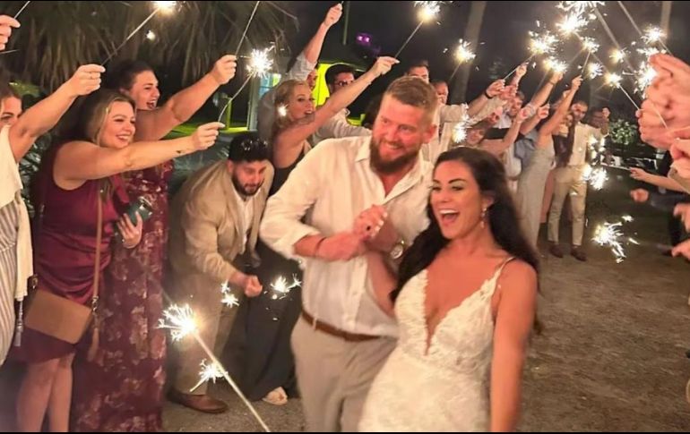 El novio quedó gravemente herido y permanece en un hospital. SUN