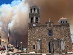 El incendio de Atemajac de Brizuela es combatido por más de 200 elementos. ESPECIAL