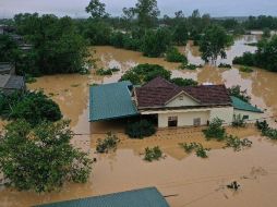 Las precipitaciones causaron deslizamientos de tierra y desbordamiento de ríos, lo que supuso el corte de carreteras y la destrucción de viviendas. EFE/ARCHIVO