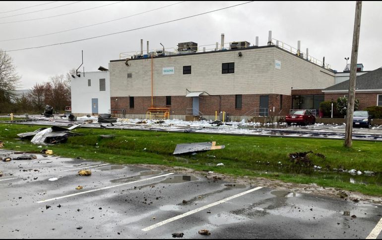 Reportan un desaparecido tras explosión en planta de Massachusetts. AP/K. Sullivan