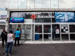 Los bancos sí abrirán este viernes. SUN