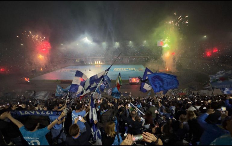 La fiesta dio inicio en el estadio Diego Armando Maradona. EFE/C. Abbate