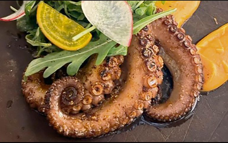 Prueba el delicioso pulpo a la macha que ofrecen en Pimu. CORTESÍA