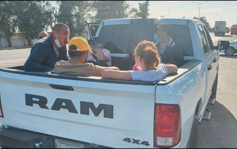 Los migrantes colombianos fueron localizados a la altura de una gasolinera sobre el boulevard Luis Donaldo Colosio, en San Luis Río Colorado, Sonora. ESPECIAL