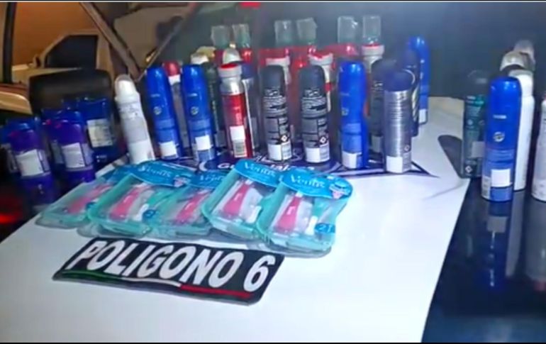 Tras recibir el reporte de robo, los uniformados acudieron a una farmacia ubicada en las inmediaciones de Francisco Sarabia y San Esteban. TWITTER / @PoliciaGDL