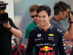 Sergio “Checo” Pérez se mostró contento tras lograr la pole position. AP/Rebecca Blackwell
