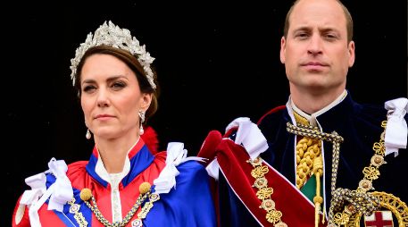 Guillermo y Catalina asistieron a la ceremonia de coronación del rey Carlos III y acapararon las miradas. AP/L. Neal
