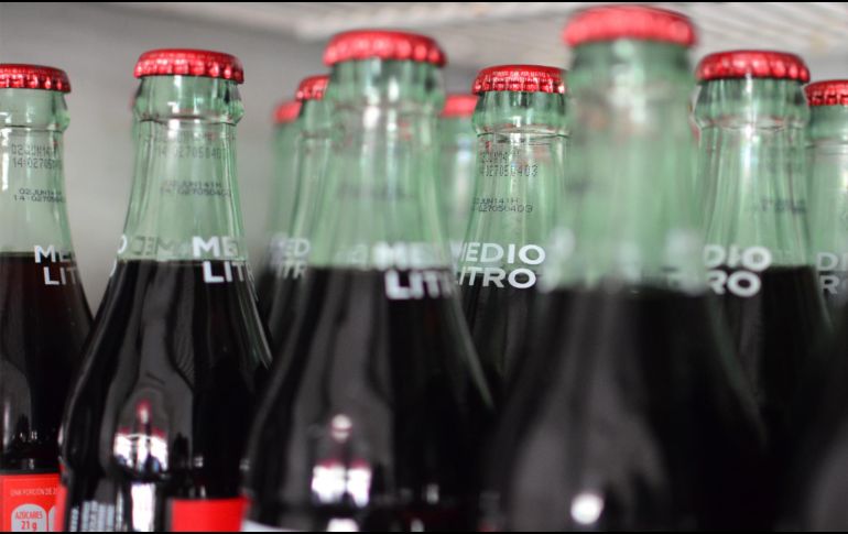 El año pasado, Coca-Cola FEMSA subió los precios de sus refrescos en tres ocasiones. EL INFORMADOR/ARCHIVO