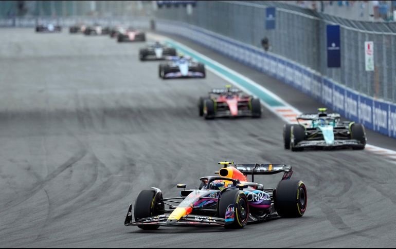 En la clasificación de constructores, Red Bull se colocó a la cabeza con 224 puntos. AP / R. Blackwell