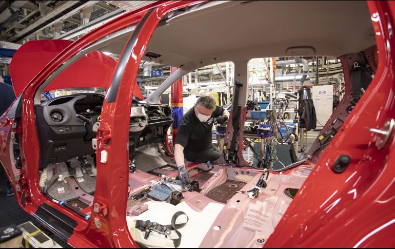 Conoce las ventajas y desventajas que podría traer la reducción de la jornada laboral en México. NTX/ARCHIVO