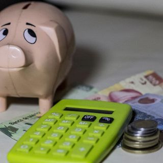 López Obrador celebra que peso siga "fortachón"