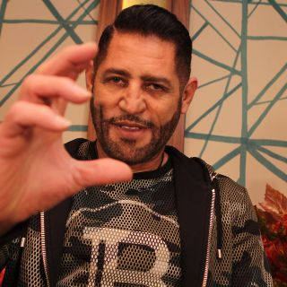 Pancho Barraza sufre fuerte accidente en la carretera