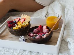 Sorprende a mamá con su desayuno favorito. ESPECIAL/Foto de Cocobols en Unsplash